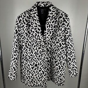UNIQUE - Leopard Print Style Coat - Forever 21 - EXCELLENT Condition